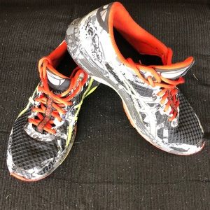 ASICS Gel-NOOSA Dynamic Duo Max Shoe